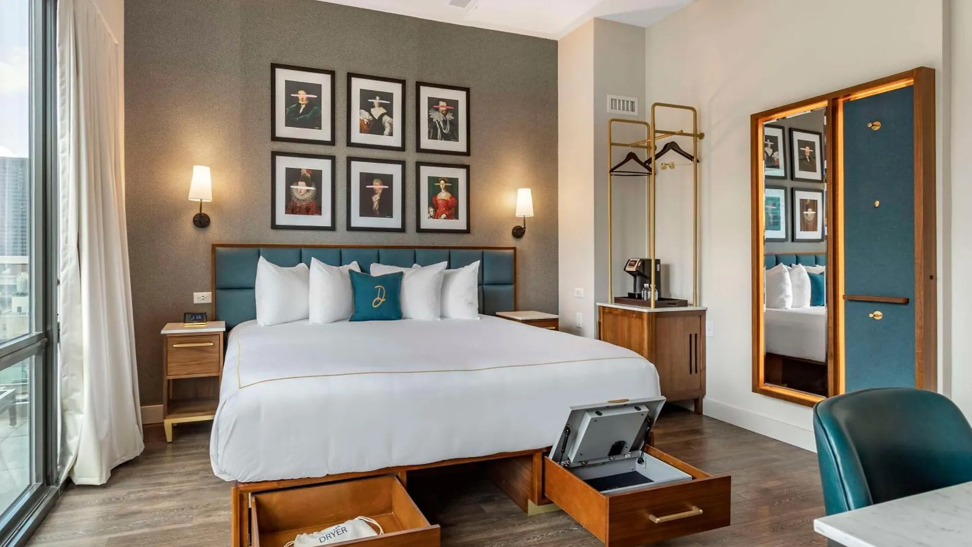 The Draper New York, Tapestry Collection By Hilton Hotel